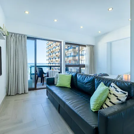 797 - Renovado Con Hermosas Vistas Apartment